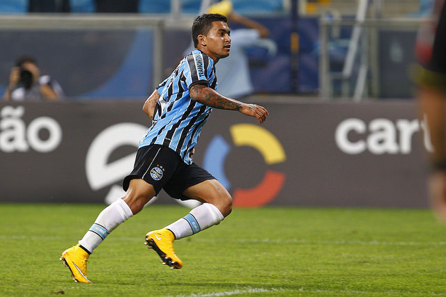 Dudu, fazendo o seu SEGUNDO gol no campeonato. Foto do Lucas Uebel/Grêmio Oficial (via Flickr)